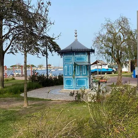 Seixal Old Town River View Apartment