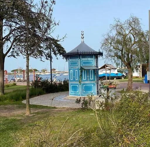 Old Town River View 公寓